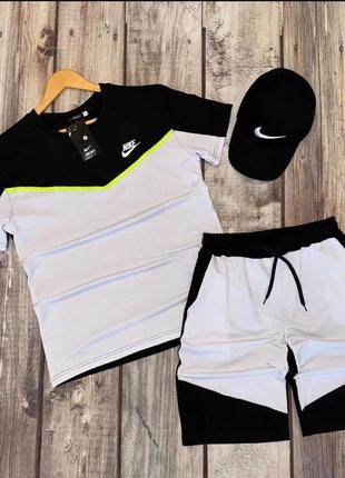 Nike шорти та футболка