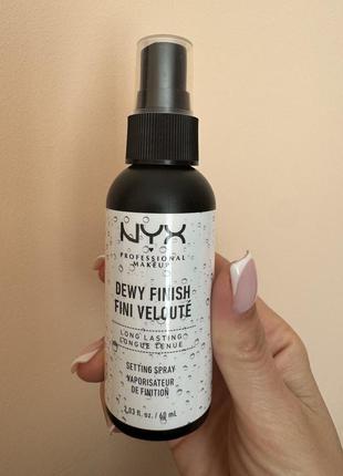 Nyx professional makeup makeup setting spray long lasting спрей-фіксатор для макіяжу
