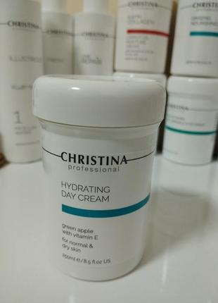 Hydrating day cream увлажняющий дневной крем с зеленым яблоком для нормальной и сухой кожи лица