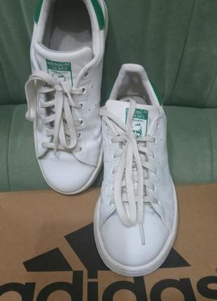Кроссовки adidas stan smith shoes white. р.36 (по стельке 23 см)