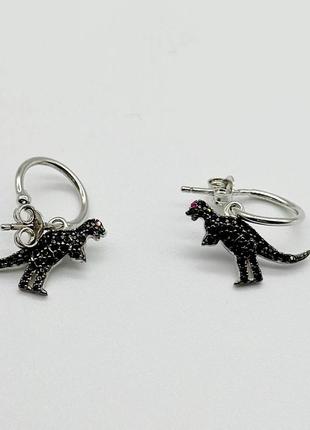 Серебряные серьги с фианитами