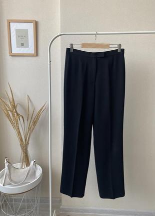 Черные прямые базовые брюки брюки классические