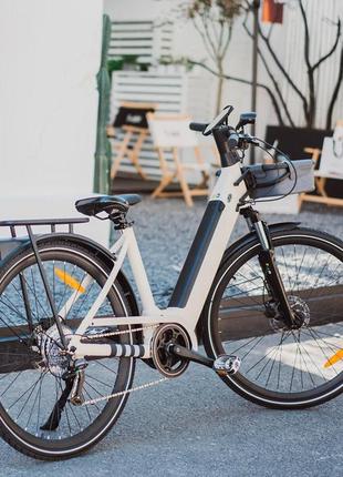 Електровелосипед okai eb10 beige 28', 250w електровелосипед з кошиком та багажником, електровелосипед 250 вт