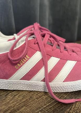 Кроссовки adidas gazelle pink