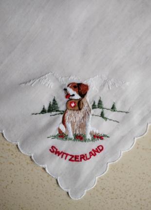 Швейцарія 🤩 чудова білосніжна батистова хустинка 25х25 з яскравою вишивкою❤️