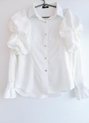 Блуза жіноча біла з пишними рукавами