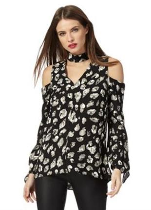 Брендовая красивая блуза с чокером julien macdonald этикетка