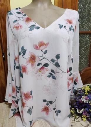 Ніжна шифонова блуза у квіти 50