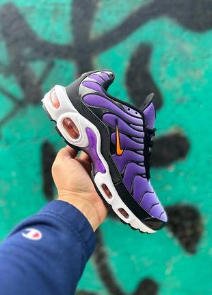 Кроссовки nike air max tn plus voltage purple фиолетовые женские / мужские