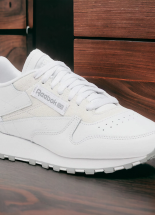 Женские кроссовки reebok classic leather(оригинал)36-23см,40,5-25см.