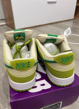 Красовки nike dunk sb green