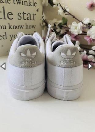Кроссовки adidas original!!!2 фото