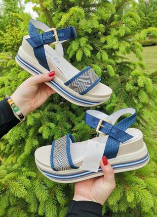 Босоніжки bugatti 42р, 42,5р