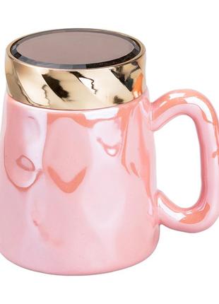 Чашка с крышкой 450 мл керамическая в зеркальной глазури розовая