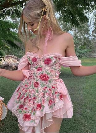 Пышное корсетное платье с бантами воздушное легкое цветочным принтом
