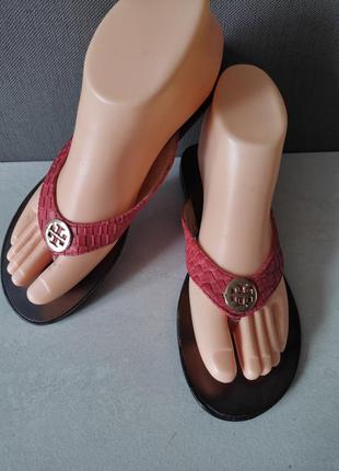 Шлепанцы в стиле tory burch