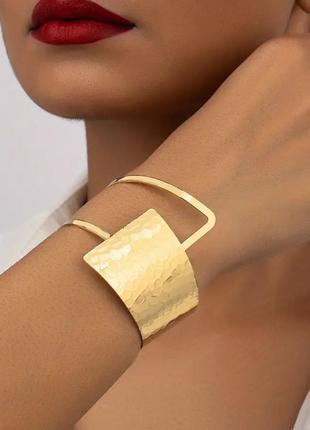 Золотий браслет на руку для жінок