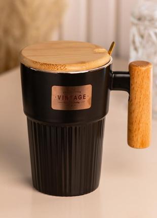 Чашка керамическая с ложкой и бамбуковой крышкой 400 мл черная