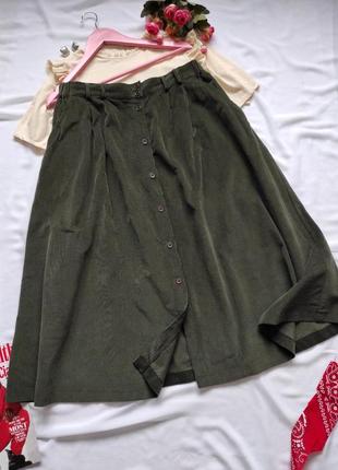 Вельветова жіноча спідниця міді кольору хакі довга юбка на гудзиках спідниця з карманами