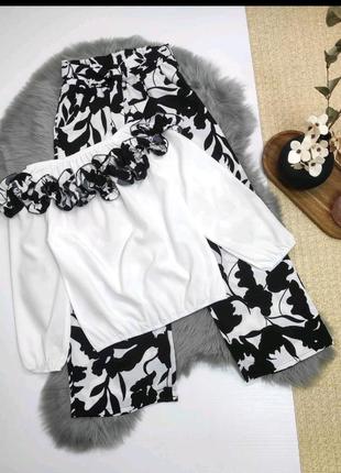 Нереально красивый костюм двойка