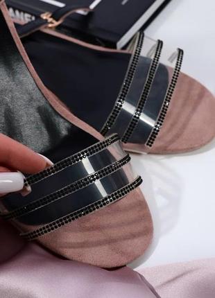 Босоніжки жіночі рожеві на підборах3 фото