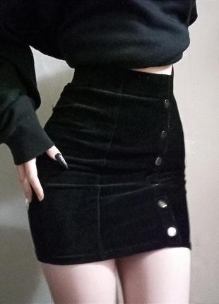 Міні спідниця олівець облягаюча юбка чорна з гудзиками приталена коротка стиль мінімалізм офісна лоліта