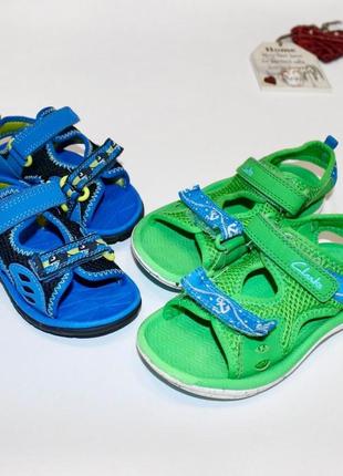 Босоніжки, сандалі clarks 8 (25 eu) та 5 (21) р-р