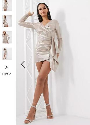 Шикарне світло-золоте обтисле плаття на запах femme luxe етикетка