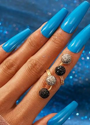 Роскошное кольцо в стиле хип-хоп