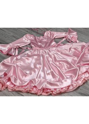 Атласное пышное розовое платье праздничное нарядное роскошное вечернее
