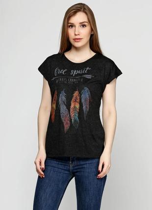 Футболка жіноча