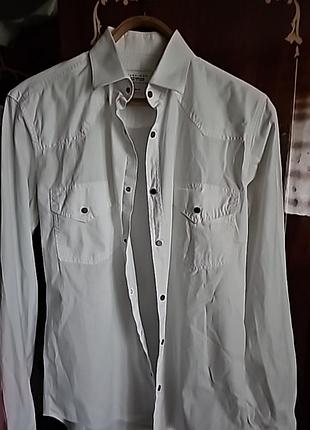 Рубашка белая