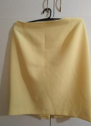Жёлтая юбка