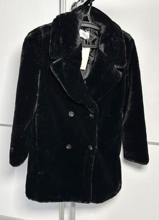 Куртка из искусственного меха reserved черная стильная трендовая