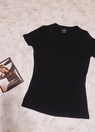 Базова чорна футболка, жіноча футболка в рубчик, однотонна жіноча футболка, жіночий одяг