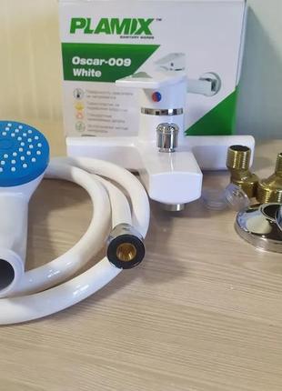 Змішувач для ванної пластиковий із коротким гусаком у наборі зі шлангом і лійкою sw oscar-009-002
