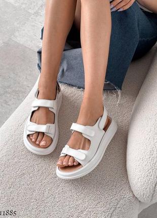 Белые натуральные кожаные босоножки сандали с липучками на липучках толстой подошве кожа