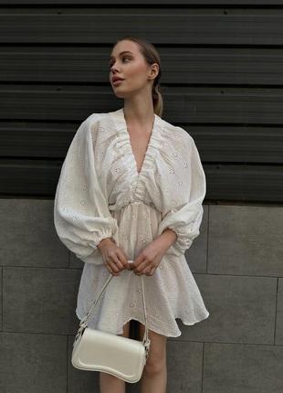 Літнє плаття з v-подібним вирізом | муслінове плаття | літня сукня міні