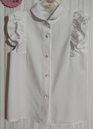 Біла літня блуза з оборками р. 116-122