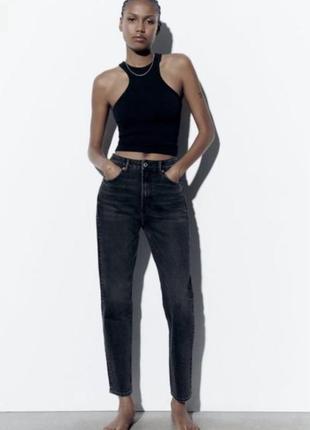 Графитовые джинсы mom comfort fit с высокой посадкой из новой коллекции zara размер xs