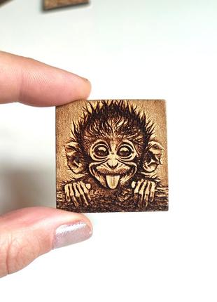 Магнит деревянный обезьяна handmade 👉 4х4см