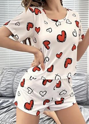 Пижама.новая.футболка + шорты.размер s/m