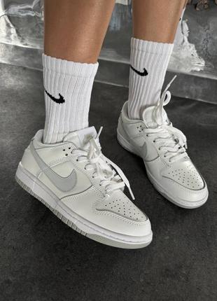 Nike sb dunk  «&nbsp;white / grey swoosh&nbsp;» premium