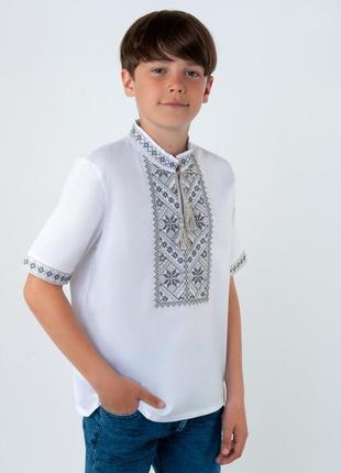 Вишиванка біла для хлопчиків підлітків, підліткова вишита сорочка з коротким рукавом, рубашка з вишивкою