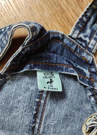 Джинсовий сарафан з нашивками плаття з деніму з кишенями