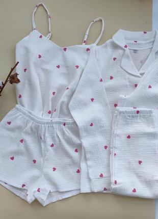Муслінова піжама майка і шорти біла в рожеві сердечки пижама муслин сорочка штани