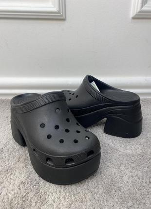 Crocs siren clog black жіночі крокси на платформі в чорному кольорі