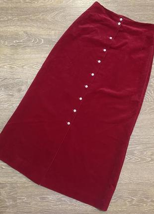 Винтажная красная бархатная юбка с пуговками бриллиантами