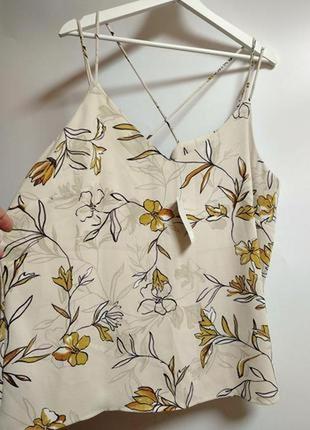 Кремова блуза майка топ квітковий принт 20/54-56 розміру