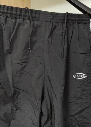 Мужские спортивные шорты